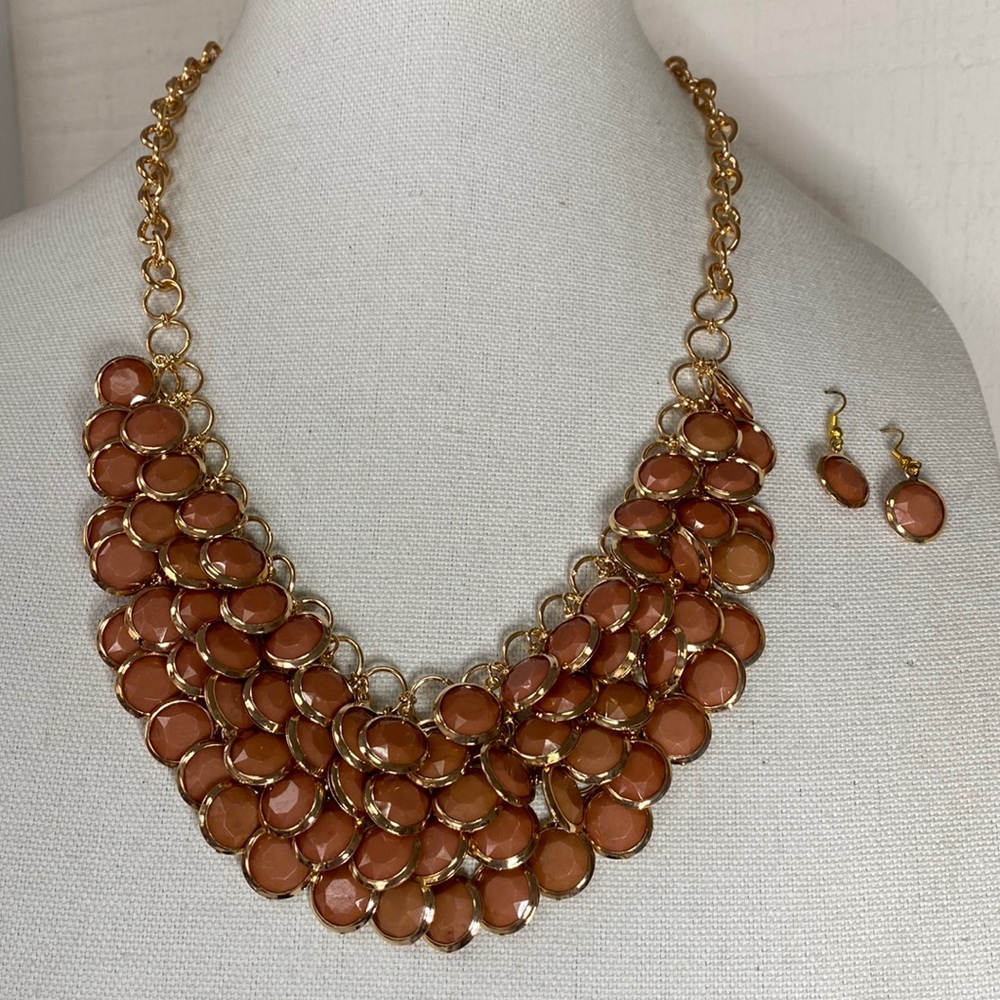 Goldtone chocolate brown drippy necklace set